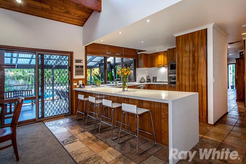 5 Howqua Court, Warranwood VIC 3134, Warranwood - Thumbnail 3