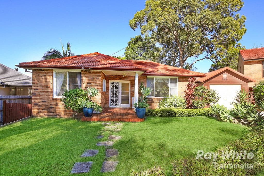 4 Greens Avenue, Oatlands - Image 1