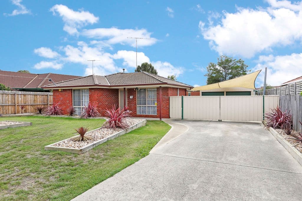 17 Jenolan Avenue, Grovedale VIC 3216, Grovedale - Image 1