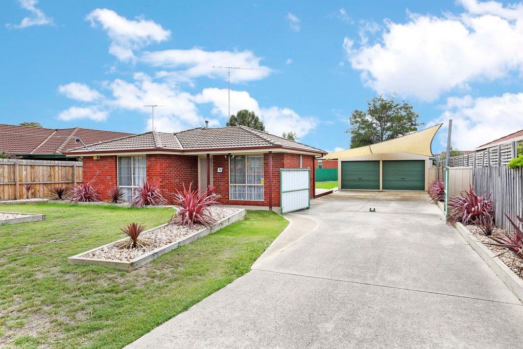 17 Jenolan Avenue, Grovedale VIC 3216, Grovedale - Thumbnail 2