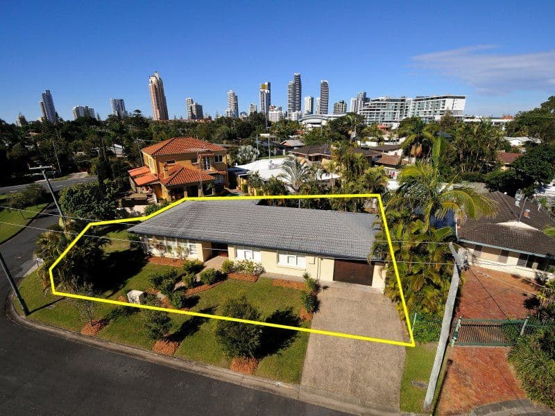 39 Talinga Place, Broadbeach Waters QLD 4218, Broadbeach Waters - Thumbnail 8