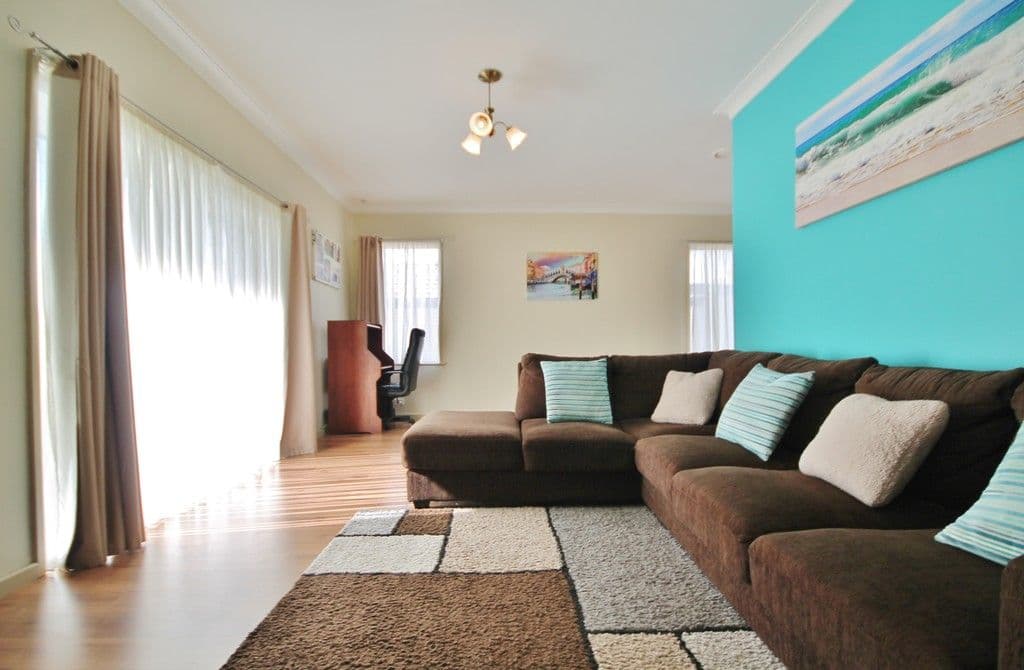 84 Blackett Avenue, Young - Thumbnail 2