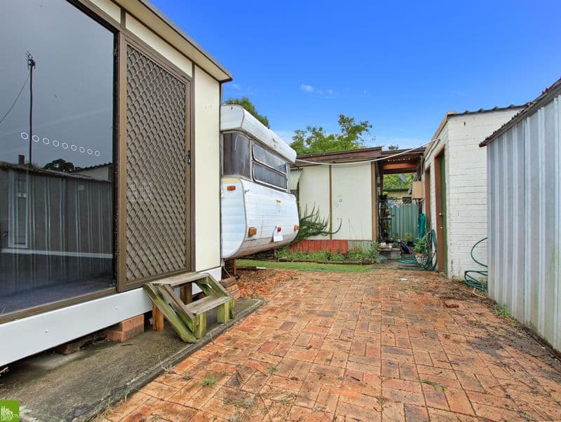 4 Woodrow Place, Figtree NSW 2525, Figtree - Thumbnail 5