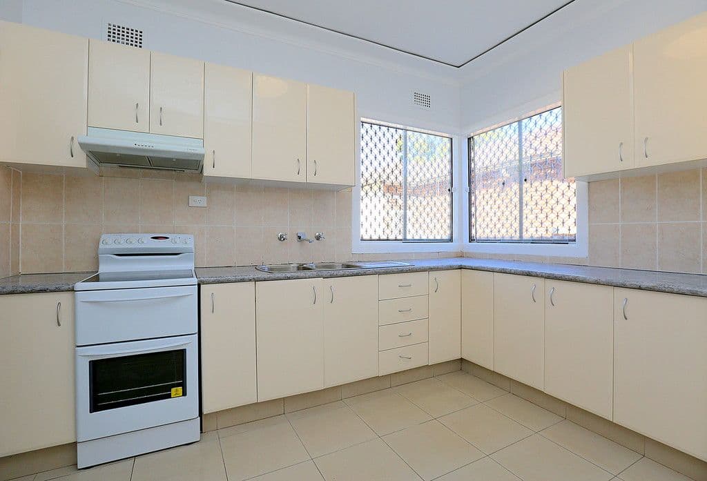 34 Beatrice Street, Bass Hill - Thumbnail 3
