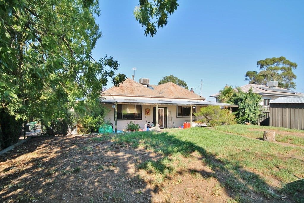 7 Prospect Street, Young - Thumbnail 8