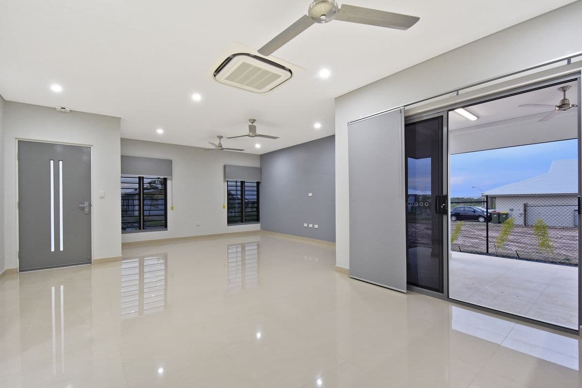9 Donovan Street, Muirhead NT 0810, Muirhead - Thumbnail 2