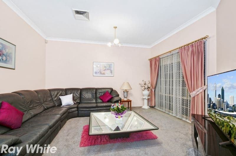 29 Roslyn Place, Cherrybrook - Thumbnail 3