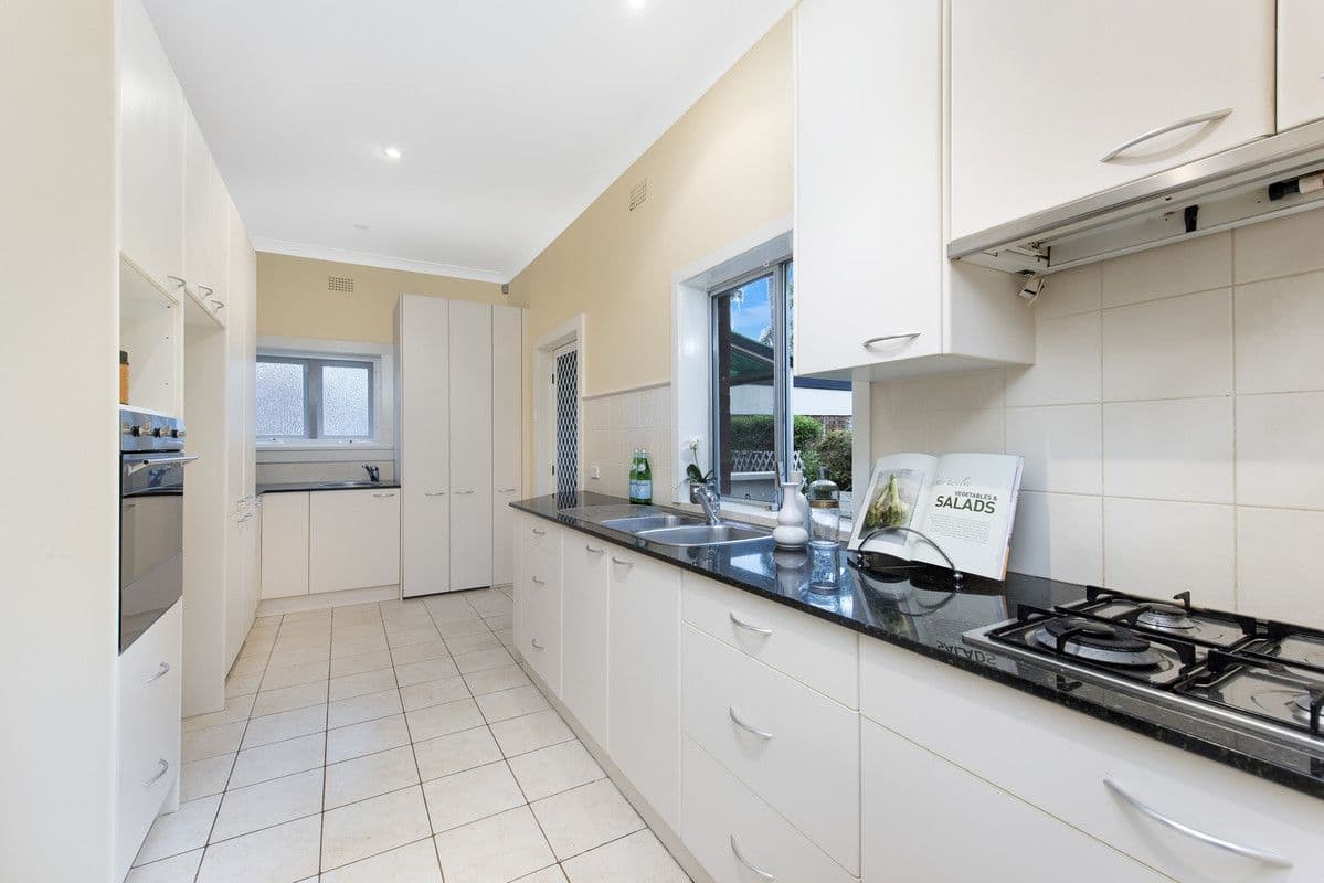 15 Macartney Avenue, Chatswood - Thumbnail 3