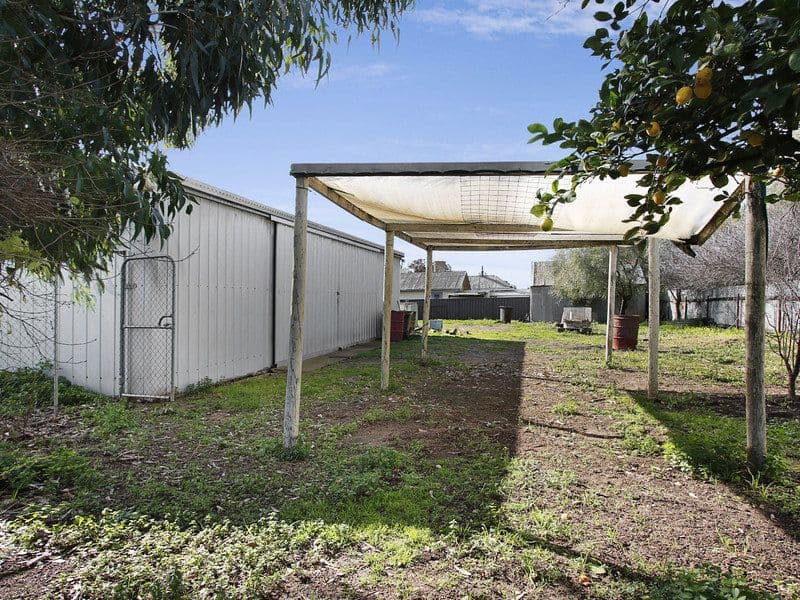 11 Devenish Road, St James, Benalla VIC 3672, Benalla - Thumbnail 7