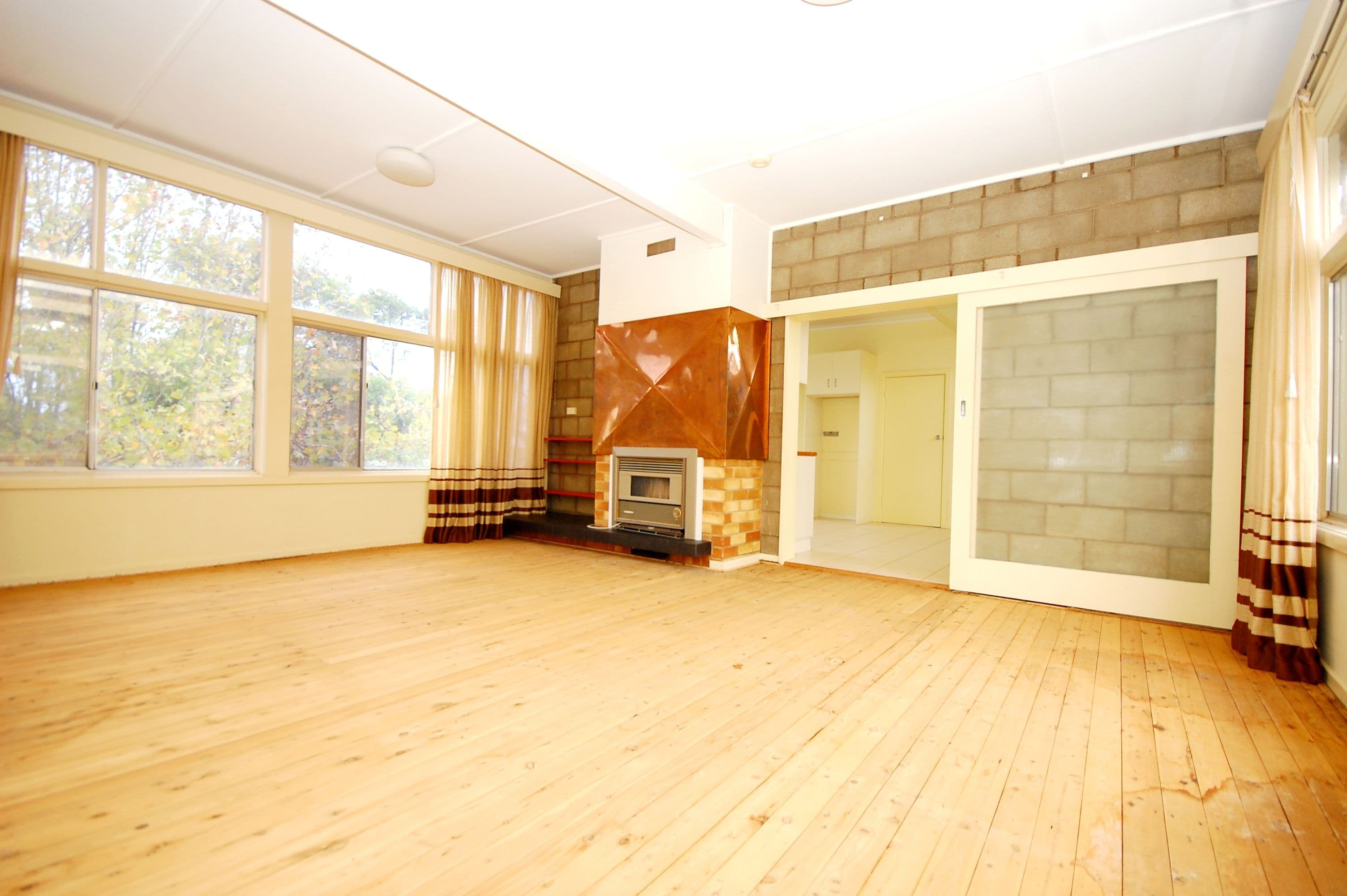 27 Evatt Street, Griffith - Thumbnail 5