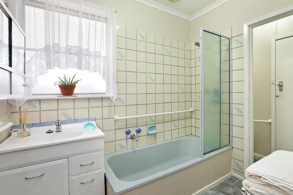 5 Maine Court, Corio VIC 3214, Corio - Thumbnail 8