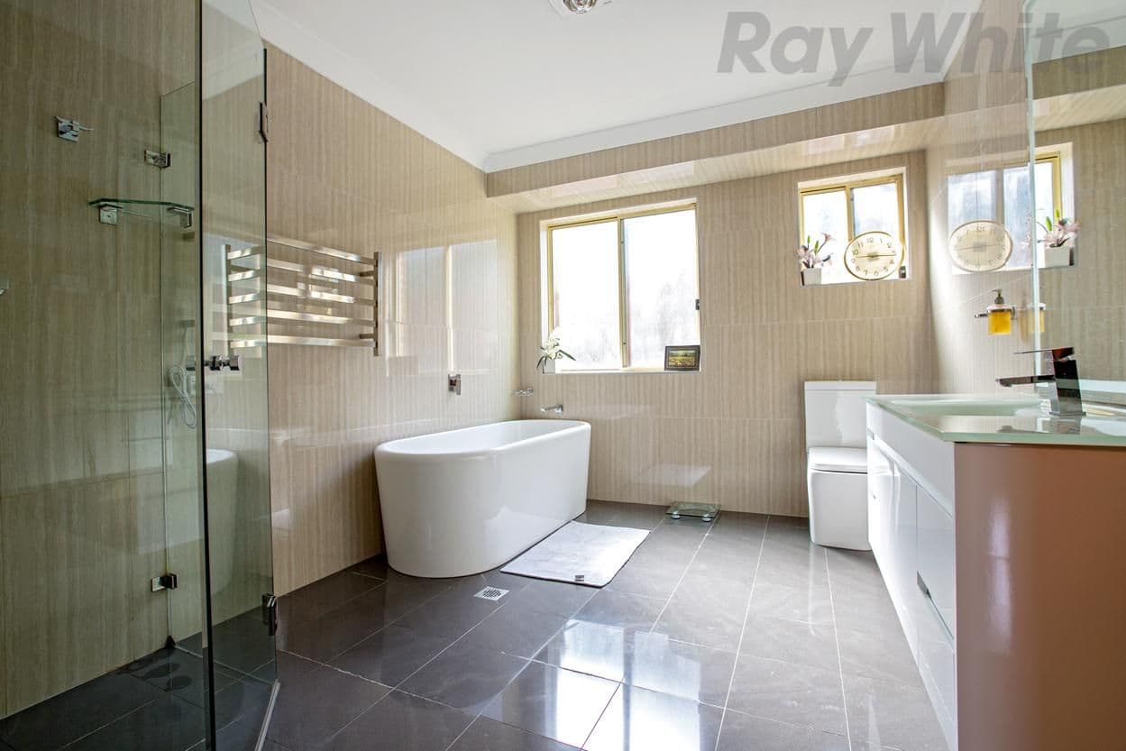153 Whitford Road, Hinchinbrook - Thumbnail 3