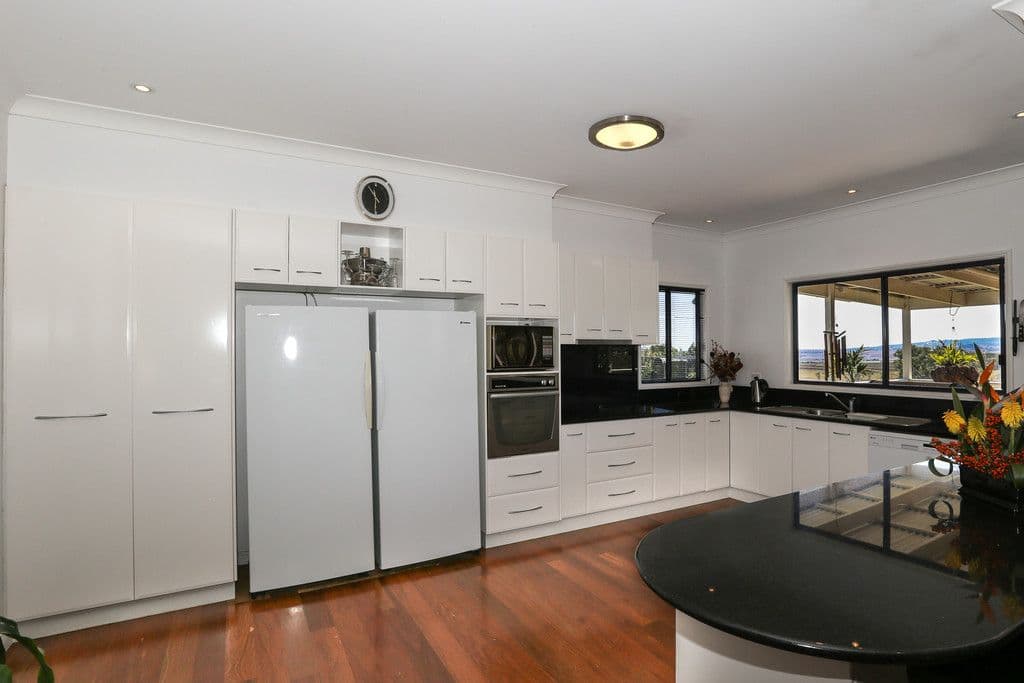 141 Hennessey Road, Greenmount QLD 4359, Greenmount - Thumbnail 2