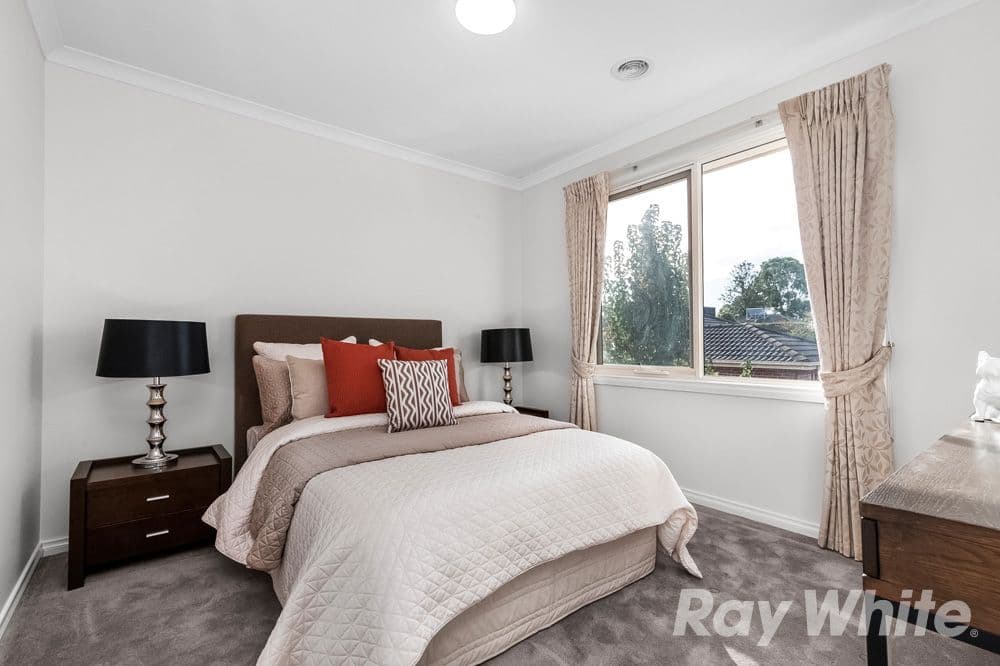 13 Rolls Court, Glen Waverley VIC 3150, Glen Waverley - Thumbnail 8