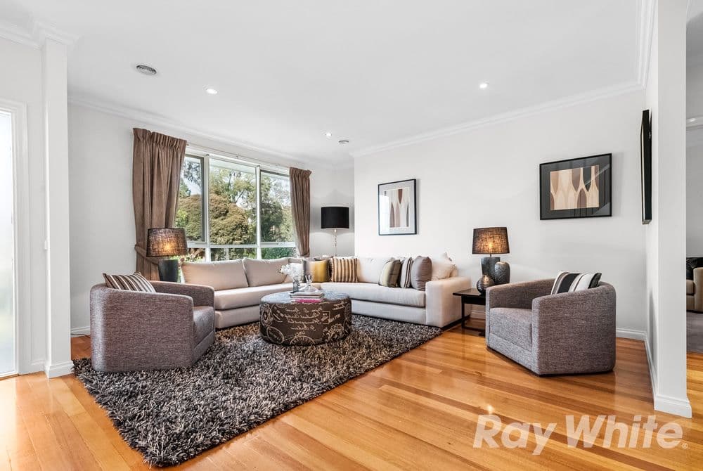 13 Rolls Court, Glen Waverley VIC 3150, Glen Waverley - Thumbnail 2