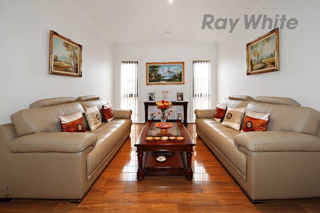 6 Etchell Court, Point Cook VIC 3030, Point Cook - Thumbnail 3