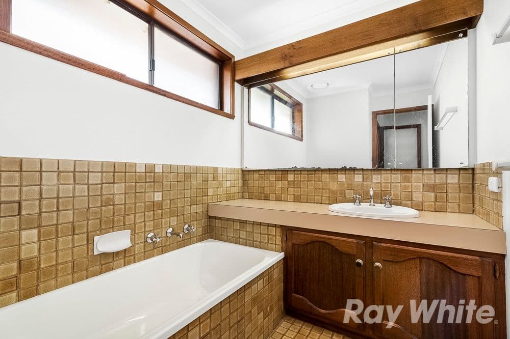 64 Mannering Drive, Glen Waverley VIC 3150, Glen Waverley - Thumbnail 8