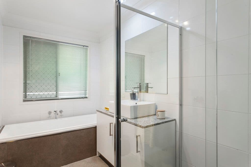13 Beckington Terrace, Mudgeeraba QLD 4213, Mudgeeraba - Thumbnail 6