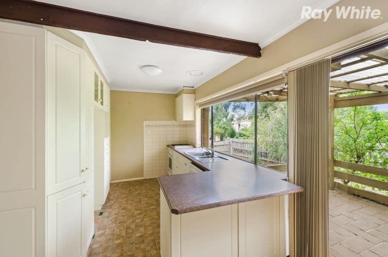 54 Ireland Avenue, Wantirna South VIC 3152, Wantirna South - Thumbnail 5