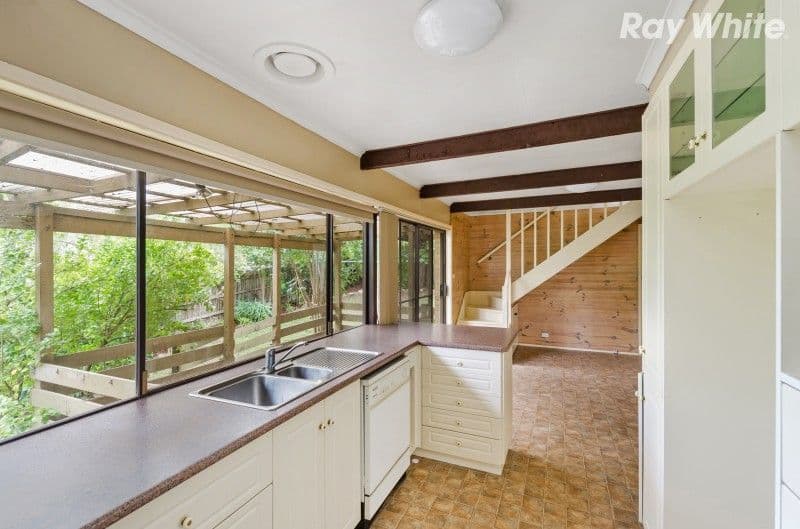 54 Ireland Avenue, Wantirna South VIC 3152, Wantirna South - Thumbnail 3