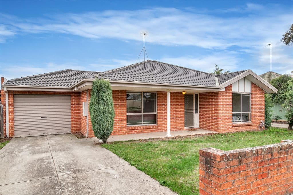 52 Victory Avenue, Alfredton VIC 3350, Alfredton - Image 1