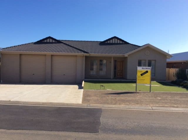 73 Gilmore Crescent, Wallaroo SA 5556, Wallaroo - Image 1