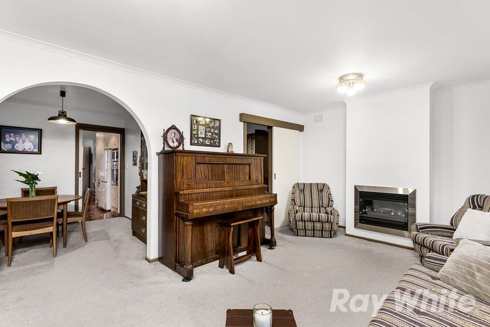 2 Fernly Court, Wheelers Hill VIC 3150, Wheelers Hill - Thumbnail 4