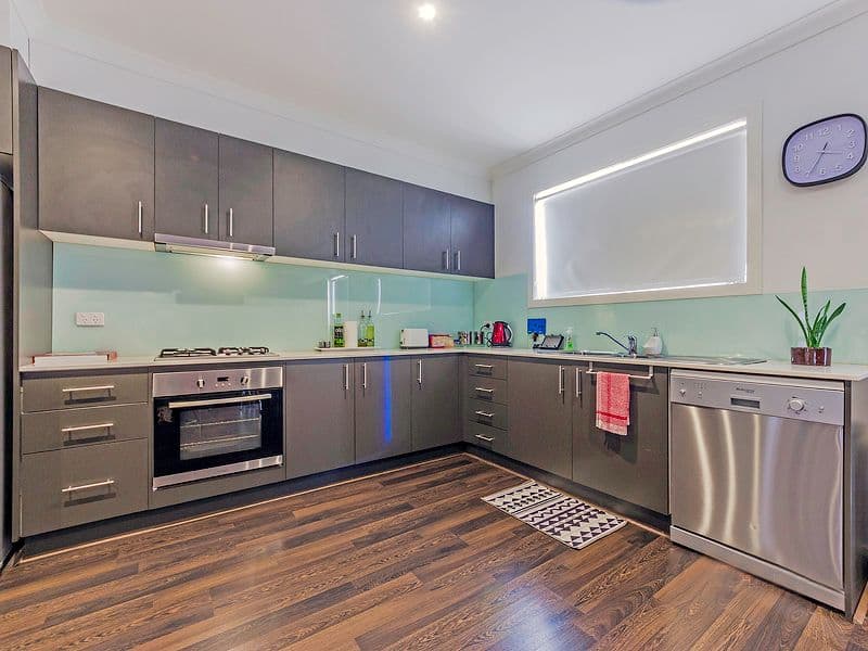 24 Findon Court, Point Cook VIC 3030, Point Cook - Thumbnail 4