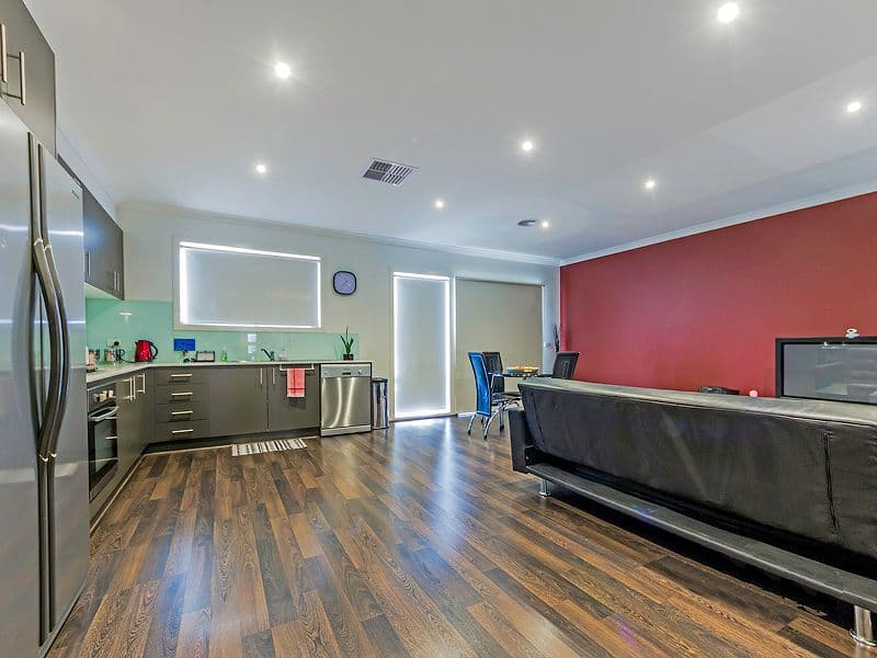 24 Findon Court, Point Cook VIC 3030, Point Cook - Thumbnail 5