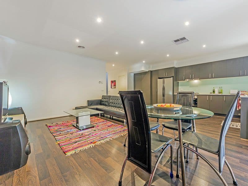 24 Findon Court, Point Cook VIC 3030, Point Cook - Thumbnail 3