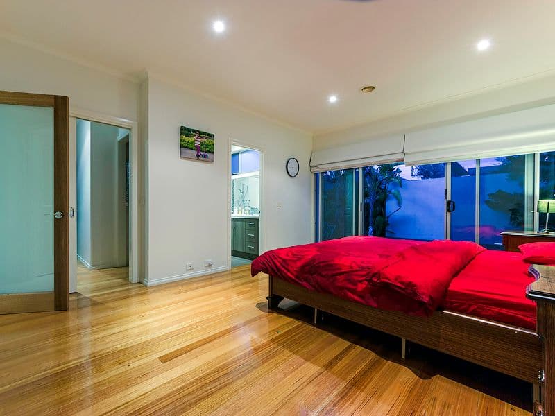 6 Freshwater Point, Sanctuary Lakes VIC 3030, Sanctuary Lakes - Thumbnail 7