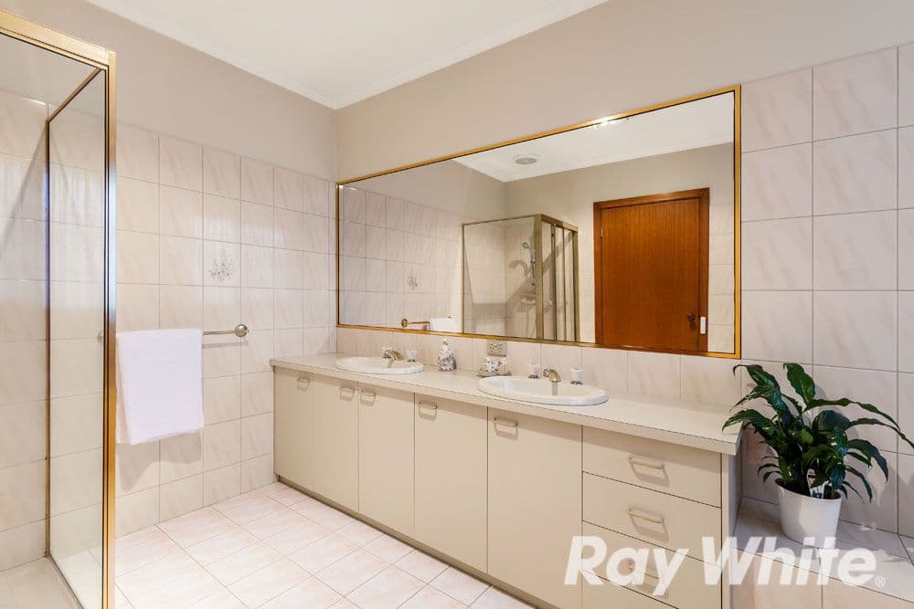 13 Ungara Close, Eltham North VIC 3095, Eltham North - Thumbnail 6
