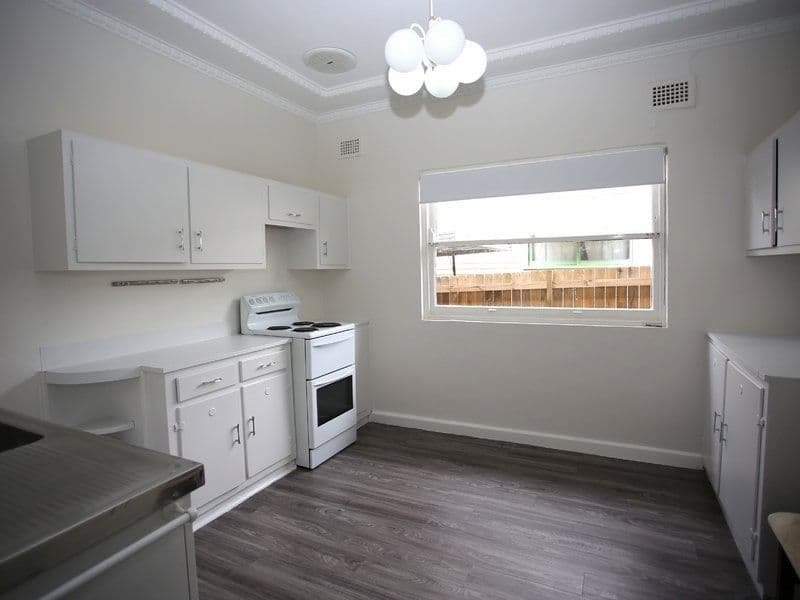 4 Allawah Avenue, Sefton - Thumbnail 3
