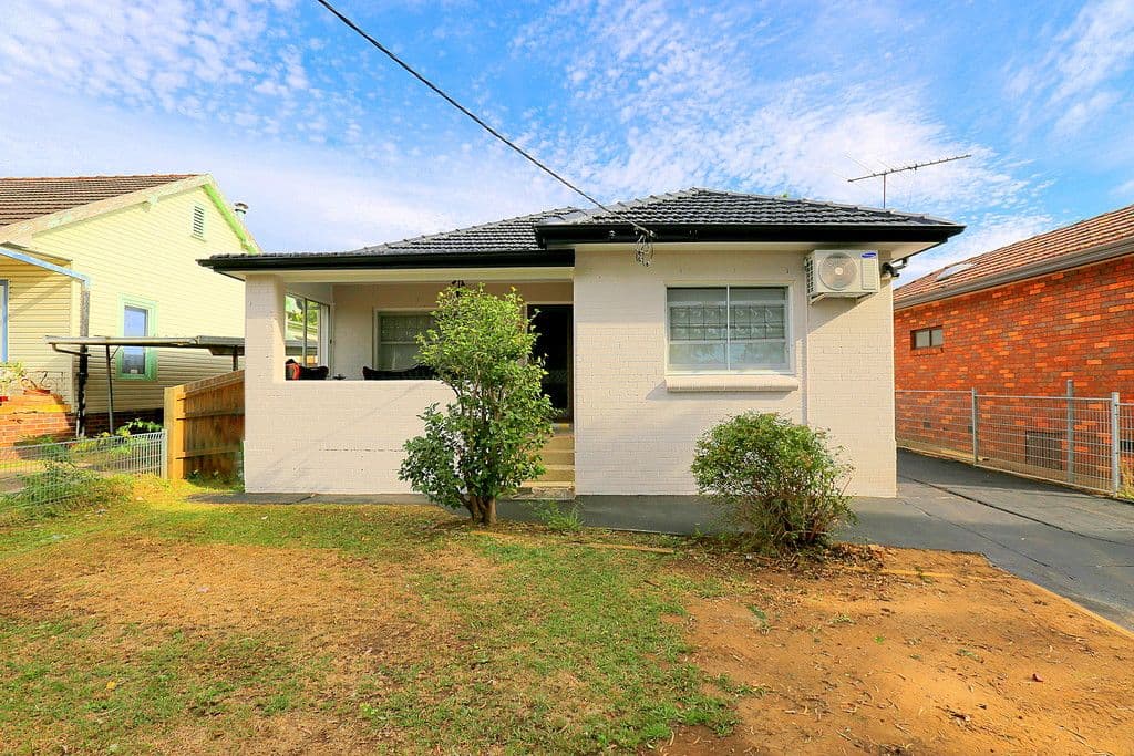 4 Allawah Avenue, Sefton - Image 1