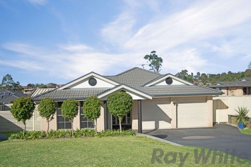 13 Peregrine Close, Aberglasslyn - Image 1