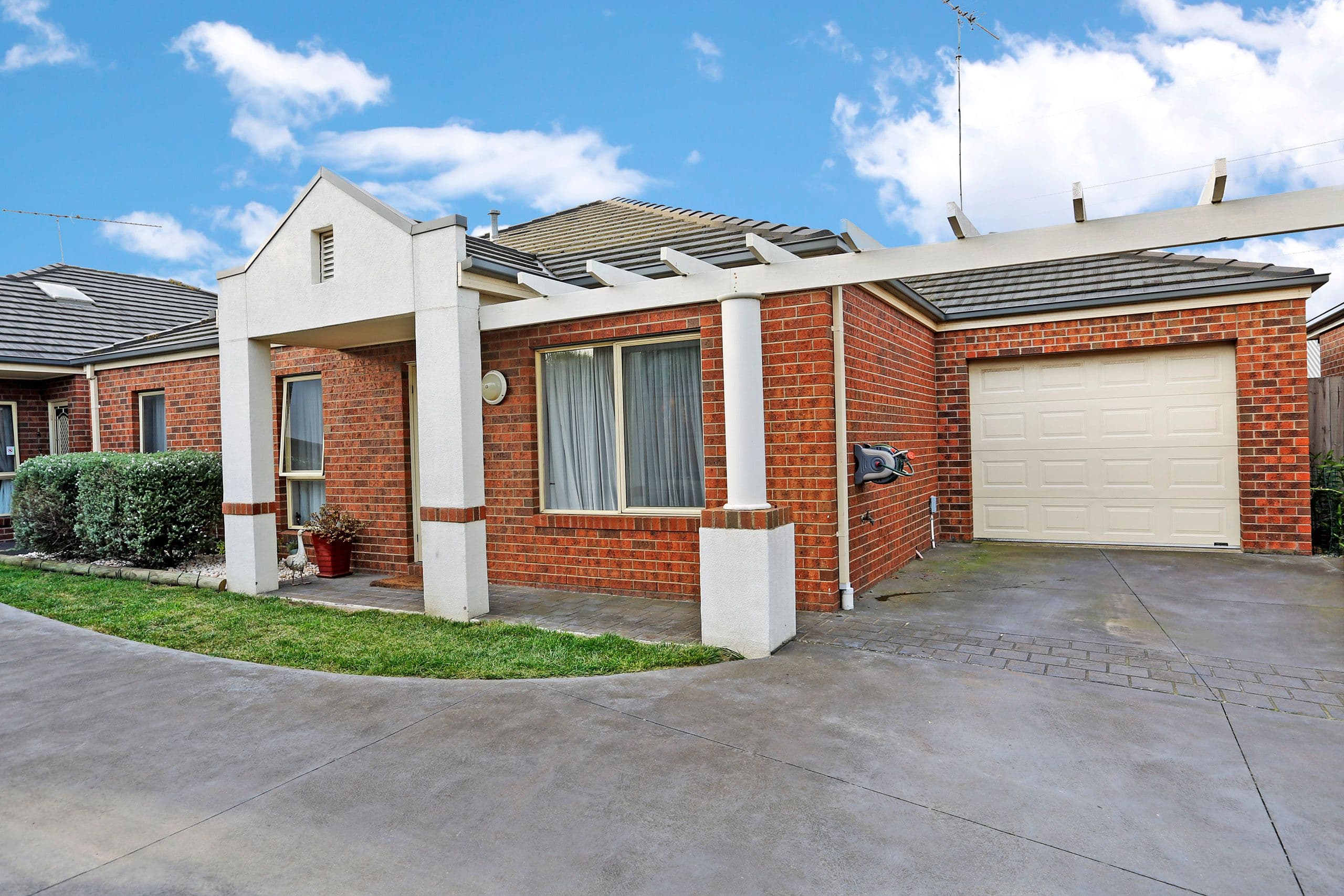 11 Cedarville Close, Highton VIC 3216, Highton - Image 1