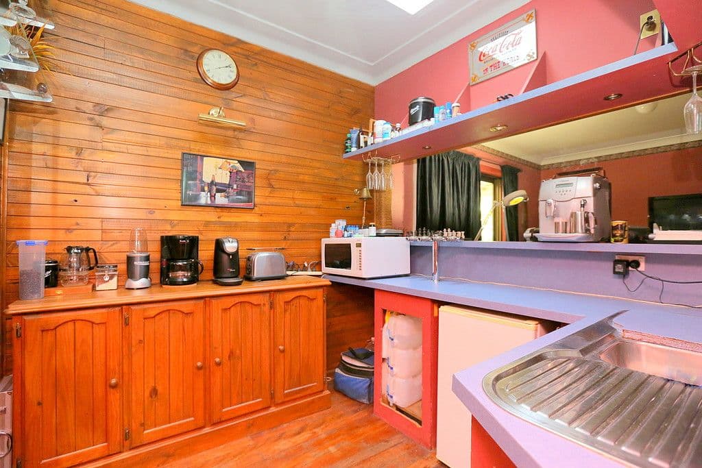 6 Bullock Avenue, Chester Hill - Thumbnail 7