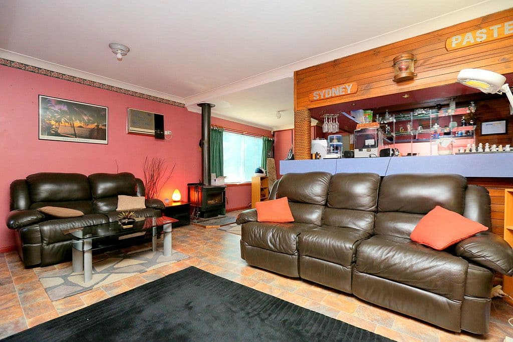 6 Bullock Avenue, Chester Hill - Thumbnail 3