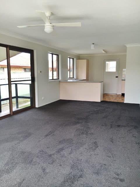 22 Kalulah Avenue, GOROKAN NSW 2263, Gorokan - Thumbnail 3