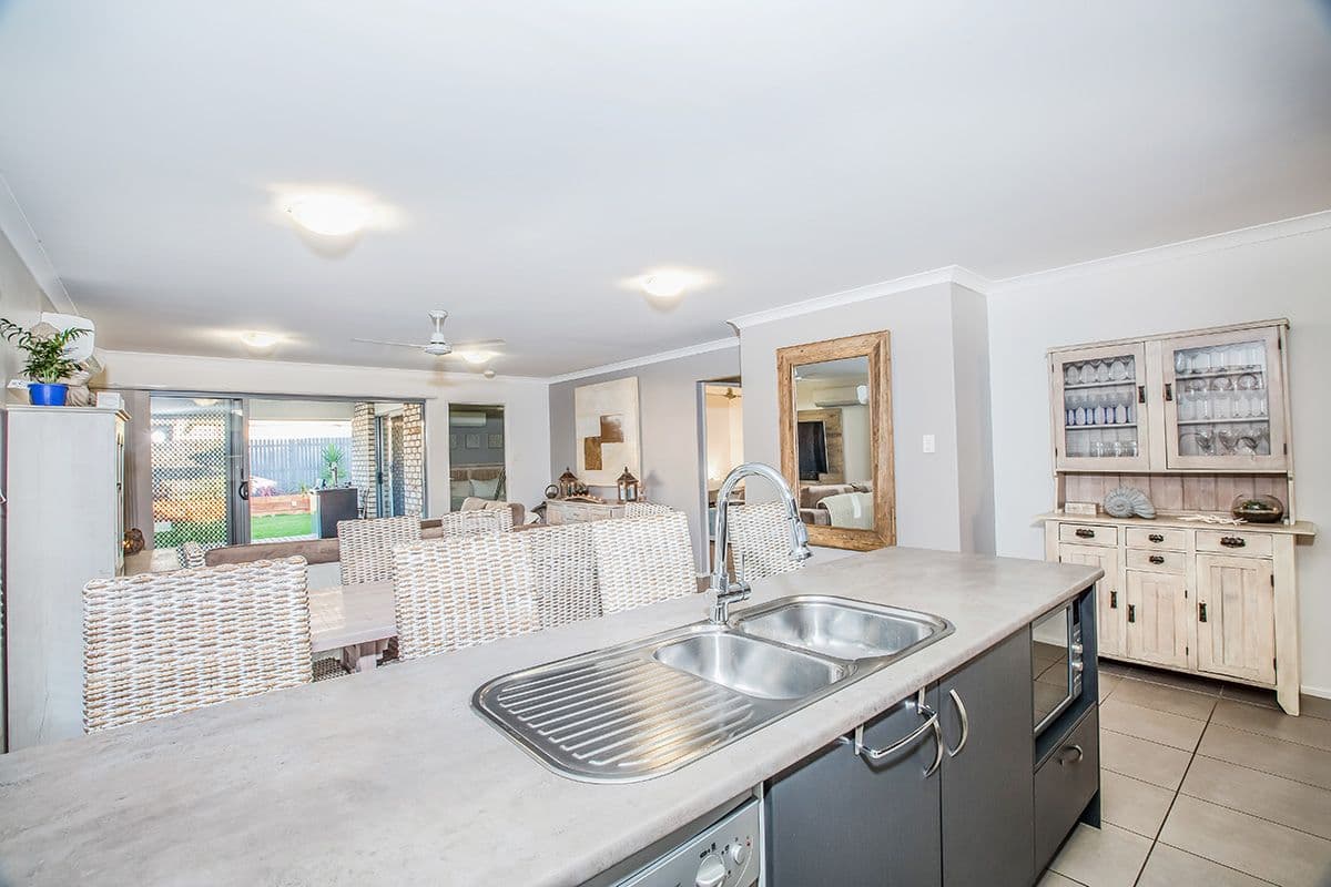 21 Denham Street, North Lakes QLD 4509, North Lakes - Thumbnail 5