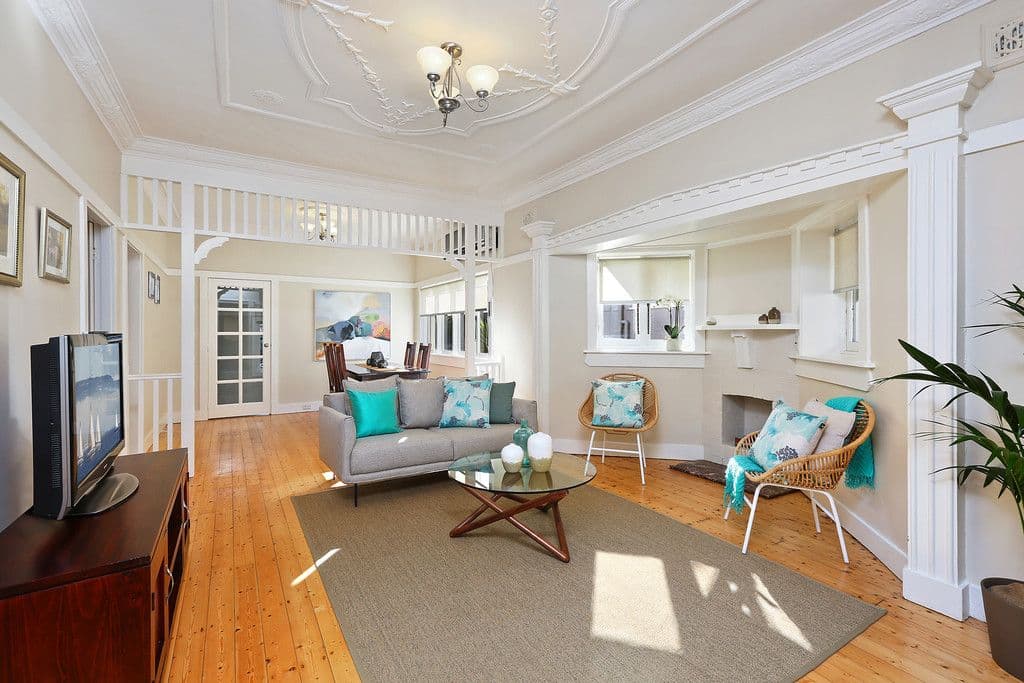 12 Windsor Road, Willoughby - Thumbnail 2