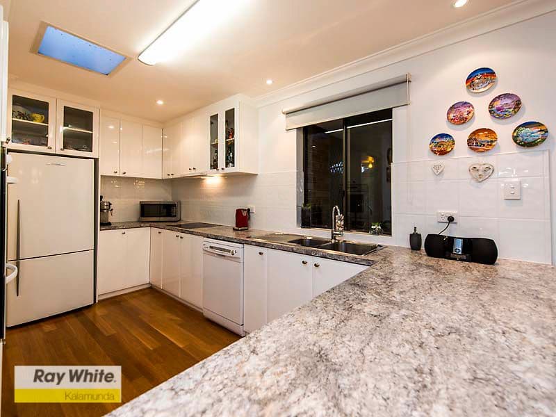 4 Keane Street, Lesmurdie WA 6076, Lesmurdie - Thumbnail 4