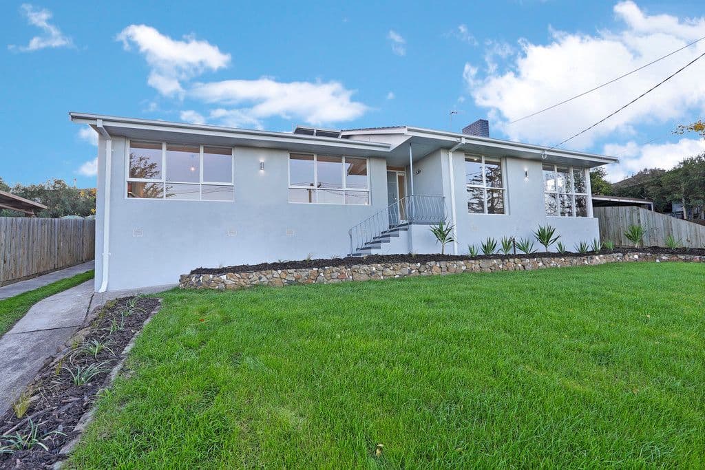 50 Reigate Road, Highton VIC 3216, Highton - Thumbnail 2