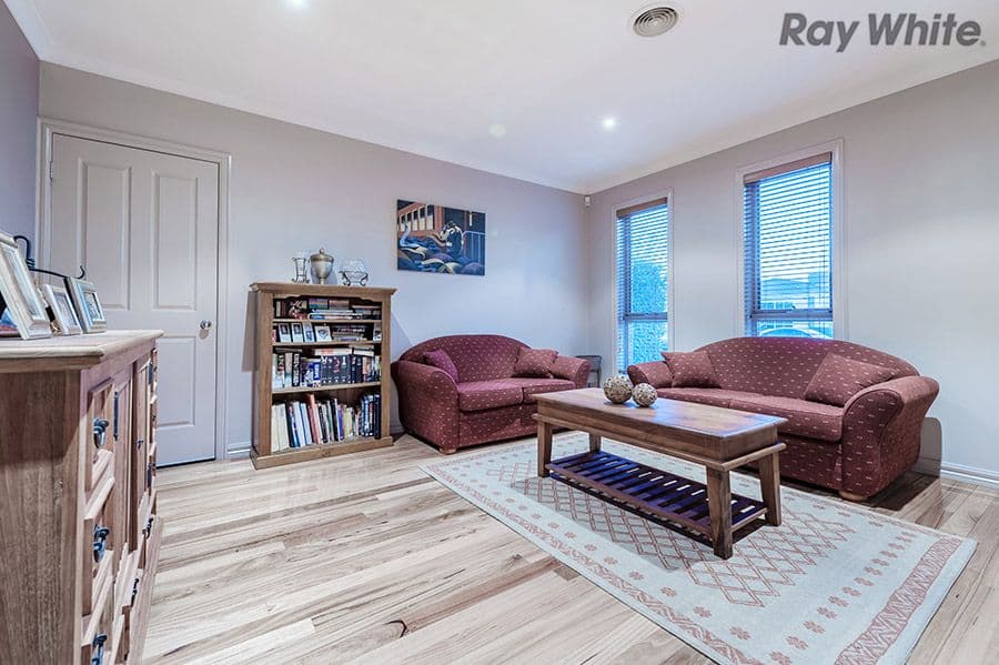 73 Timele Drive, Hillside VIC 3037, Hillside - Thumbnail 2