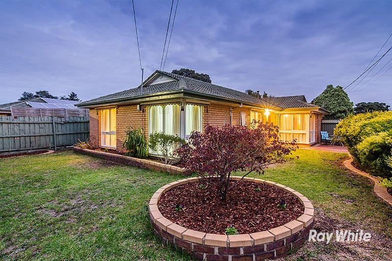 18 Clairmont Avenue, Cranbourne VIC 3977, Cranbourne - Image 1