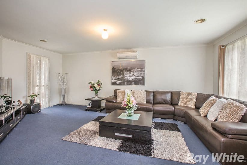 7 Barina Way, Mill Park VIC 3082, Mill Park - Thumbnail 4
