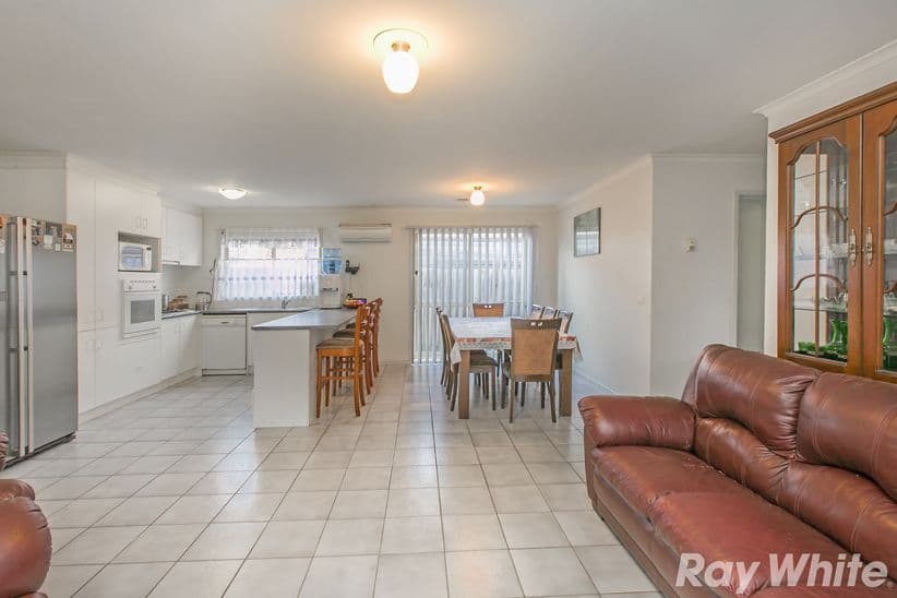 7 Barina Way, Mill Park VIC 3082, Mill Park - Thumbnail 3