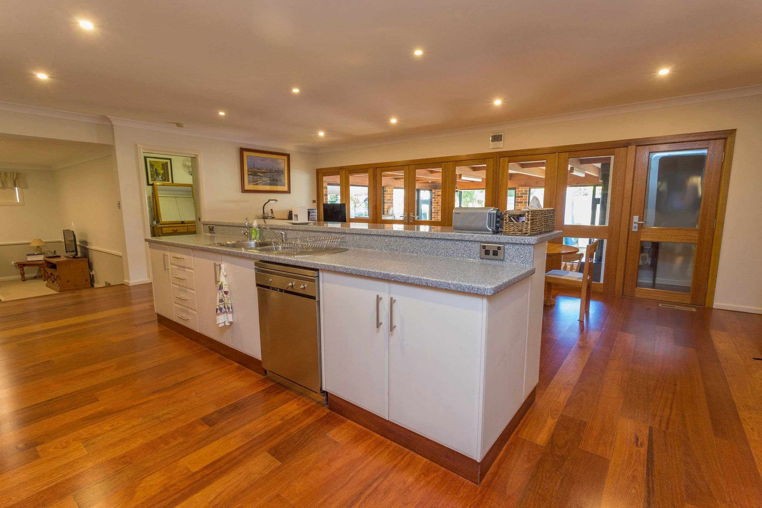 48 Wood Road, Griffith - Thumbnail 4