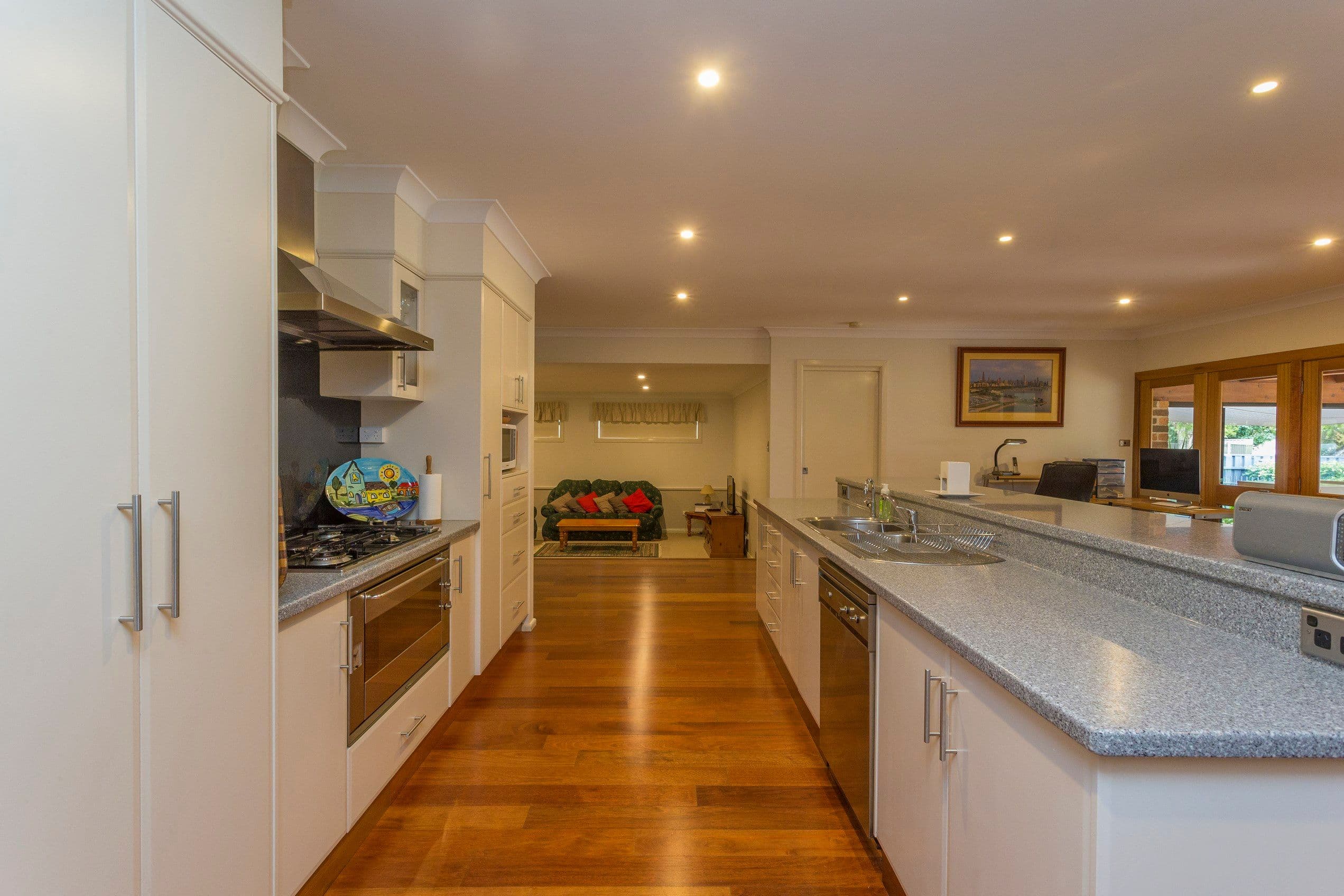 48 Wood Road, Griffith - Thumbnail 3
