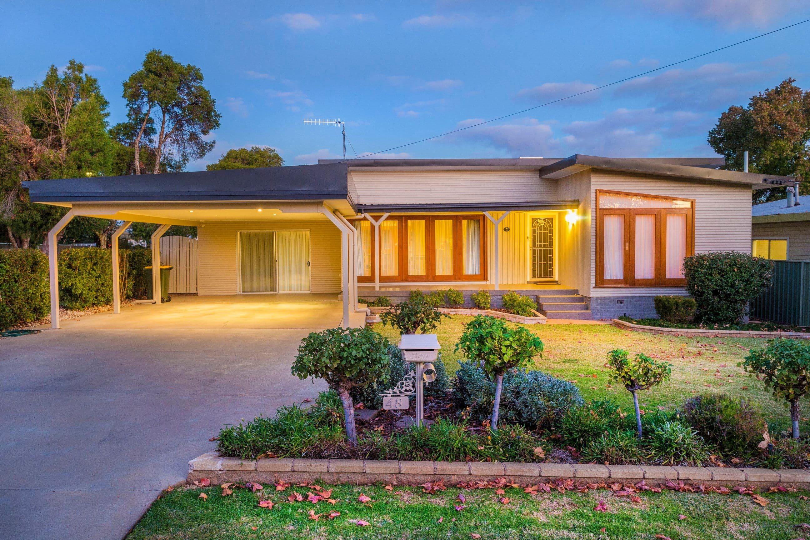 48 Wood Road, Griffith - Image 1